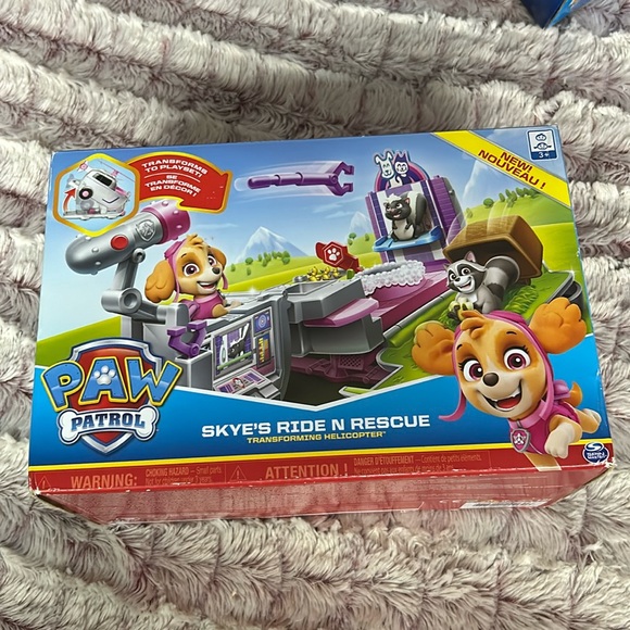 Nickelodeon Paw Patrol Skye's Ride N Rescue Transforming Helicopter